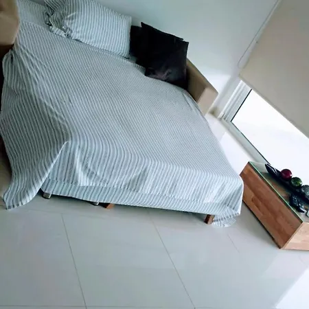 Apartamento Apto En Morros 922 Con Salida Directa A La Playa Cartagena