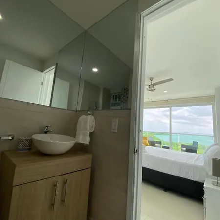 Apto En Morros 922 Con Salida Directa A La Playa *